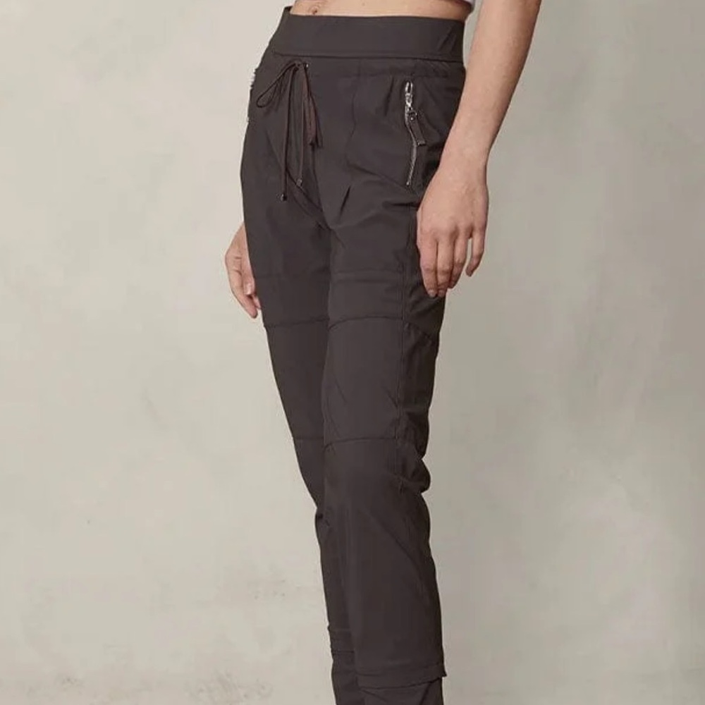 Women's Black Jogger Pants with Zip Pockets